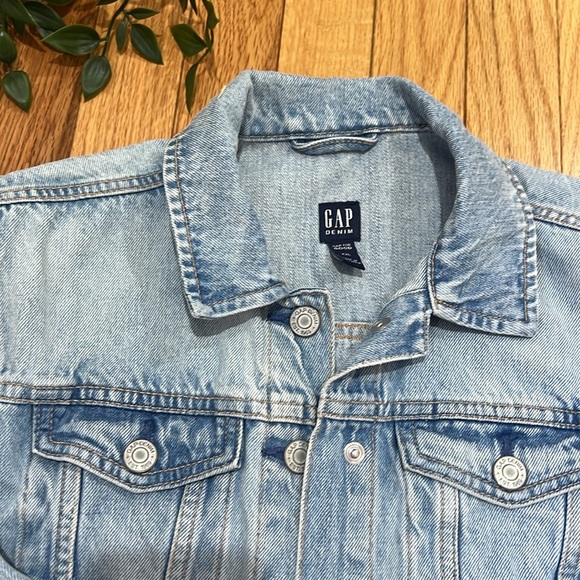 Gap denim jacket - Picture 3 of 9